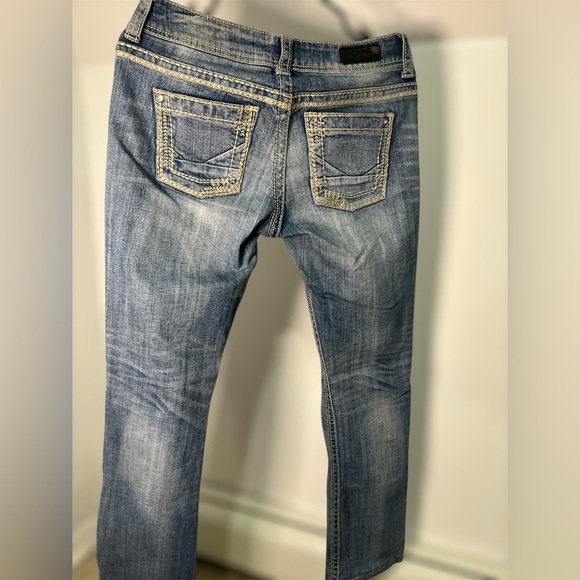 Daytrip Blue Straight Leg Jeans with Contrast Stitching - Picture 3 of 6